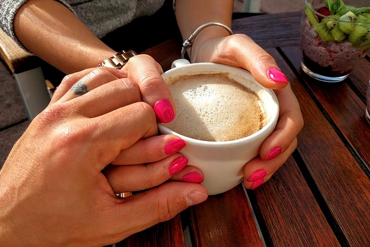 coppia che si è conosciuta su una app di dating
